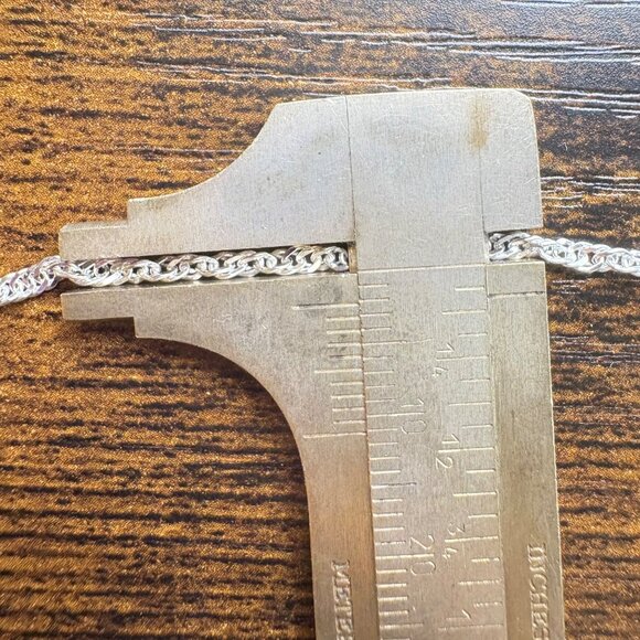 VTG Solid Sterling Silver 925 Twisted Cable Chain Necklace Size 19.5" Length - Picture 11 of 11